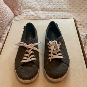 Meds sneakers